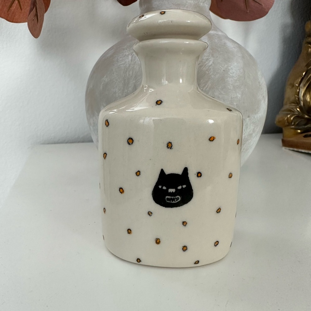 SUSAN HANFT handmade Cream Ceramic Bottle Vase with Cat Polka Dots Design